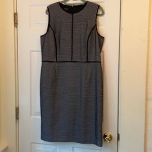 Lafayette 148 sleeveless dress never worn!